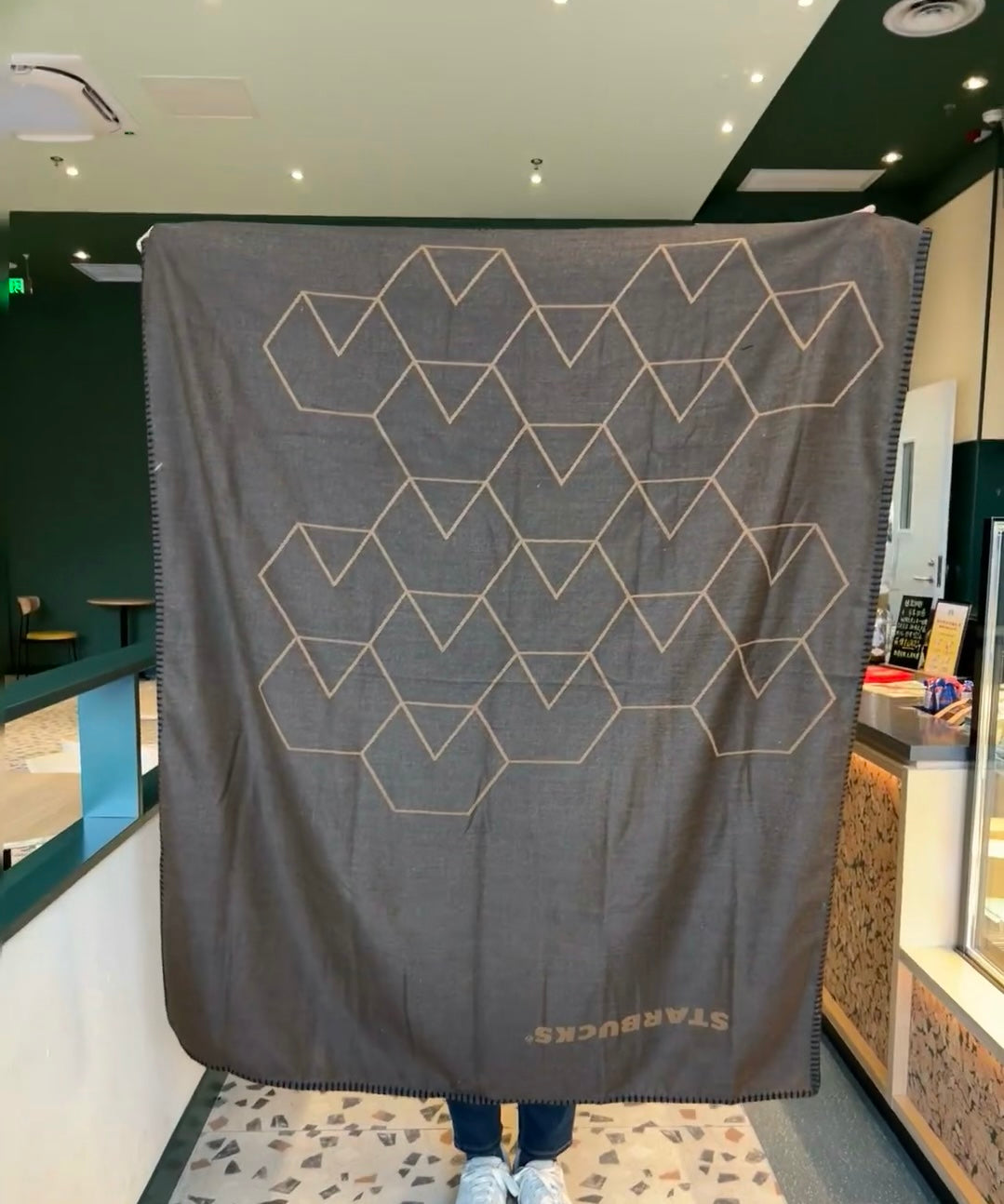 Starbucks cup num 1037