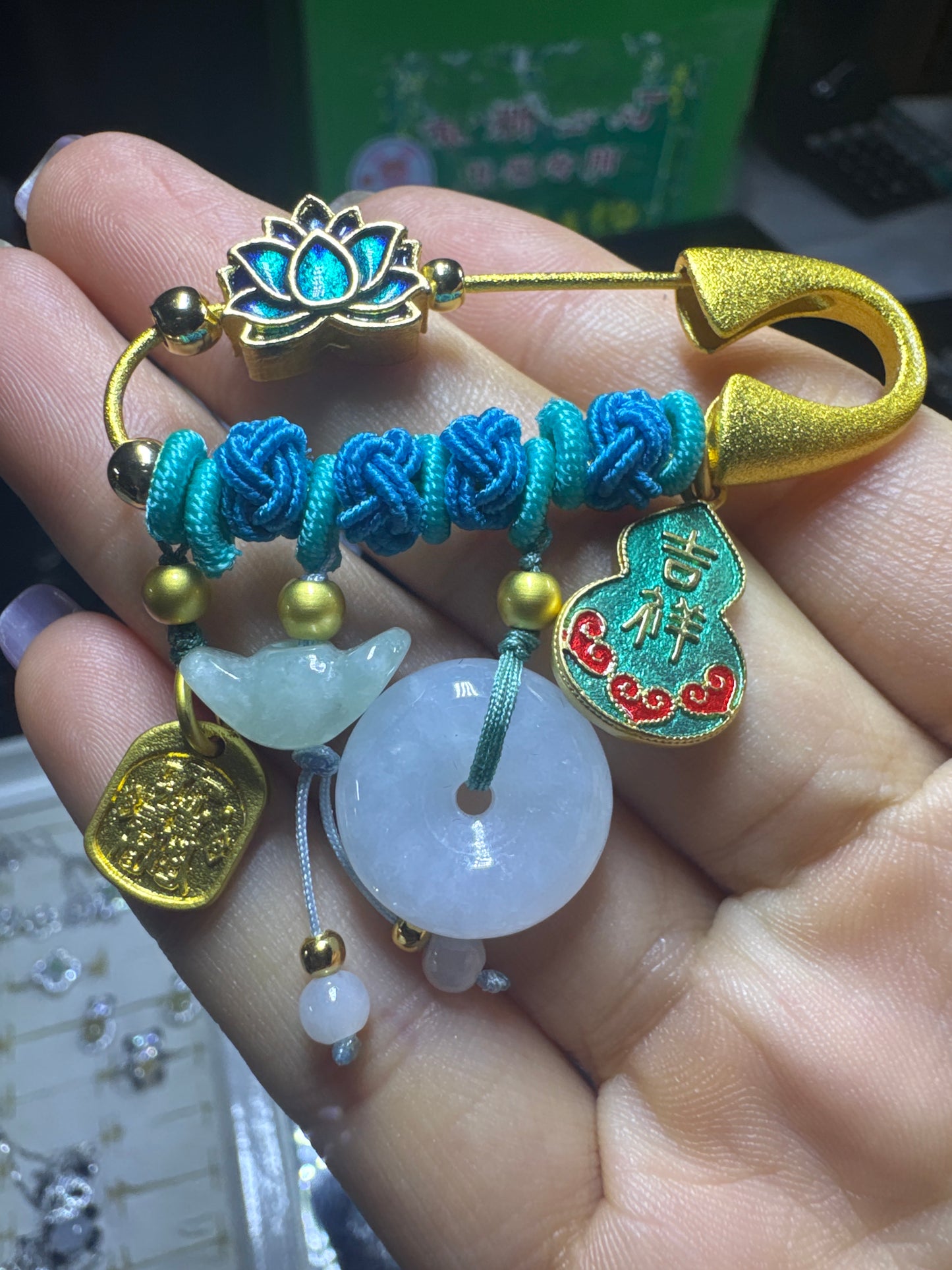 Twisted M link 25 10.24 man