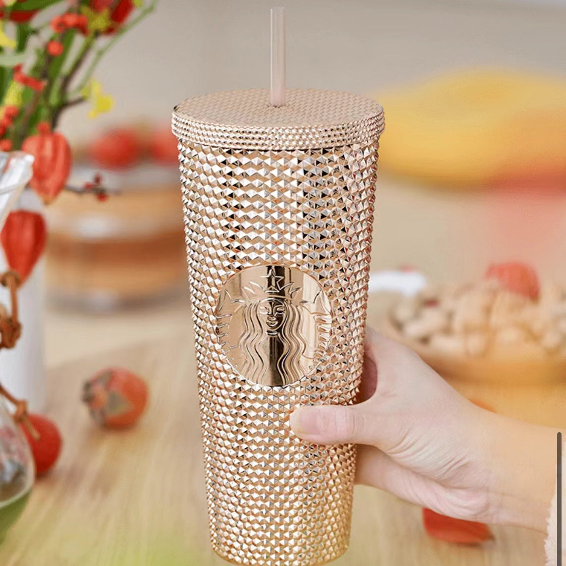 STARBUCKS - Shiny gold plastic sippy cup 710ml num 364