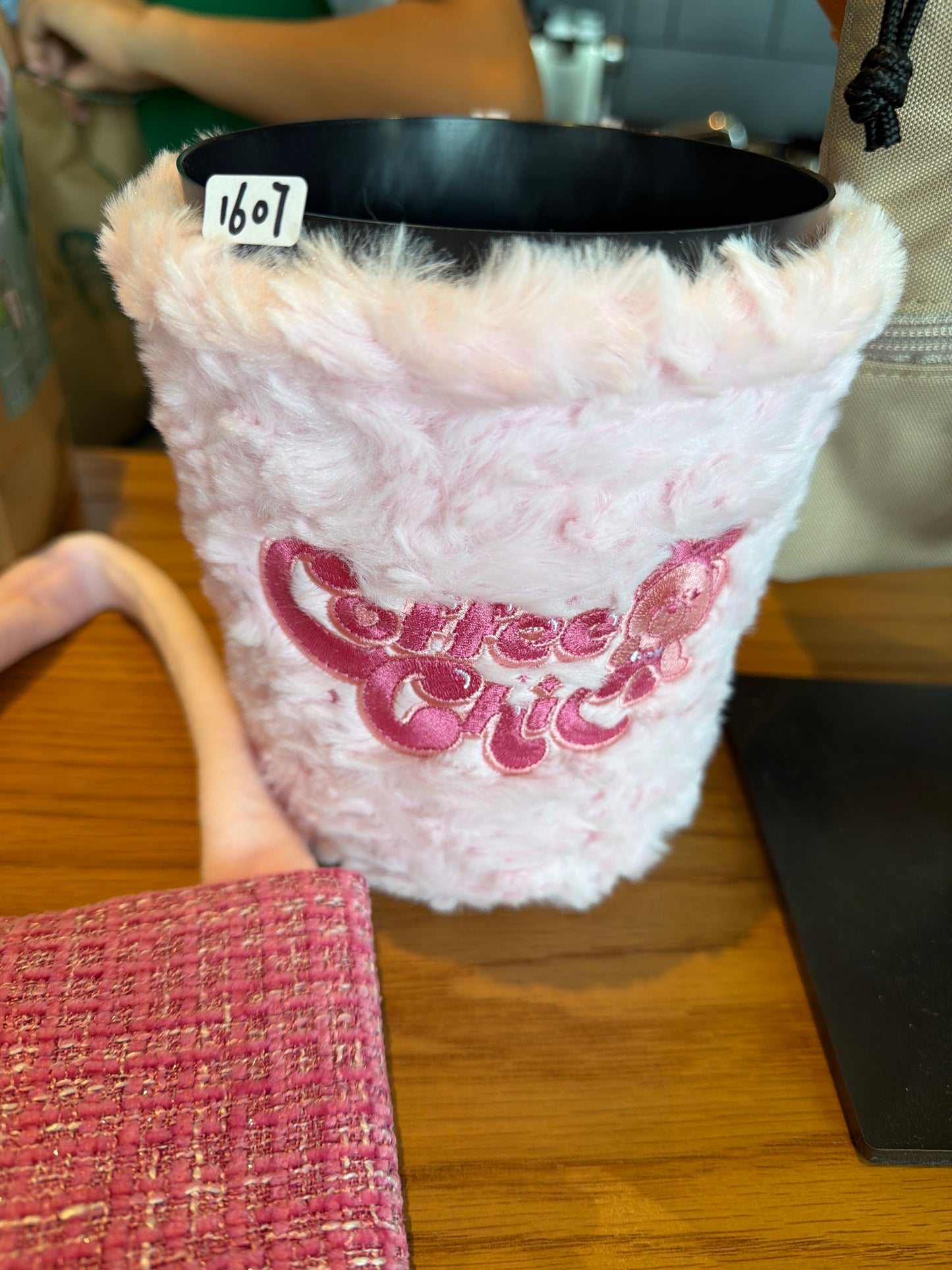 Starbucks cup num 1607