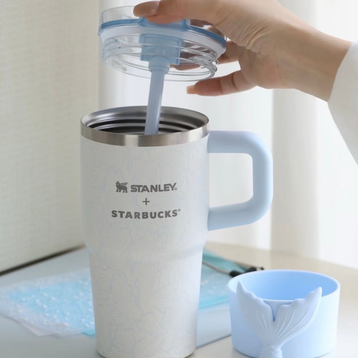 Starbucks cup num 1747