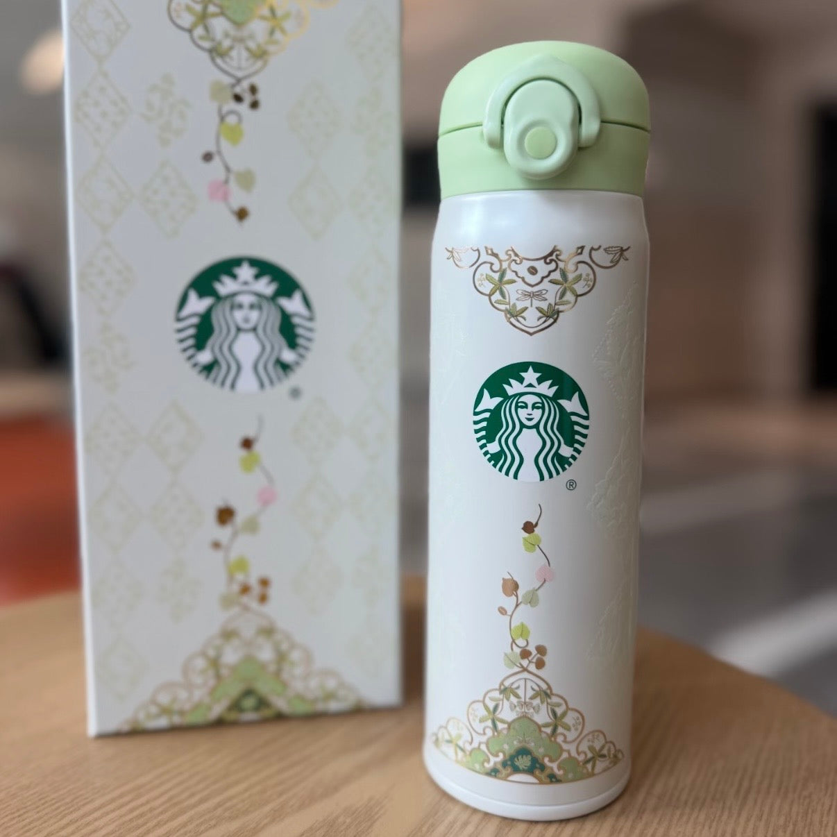 Starbucks cup num 1519