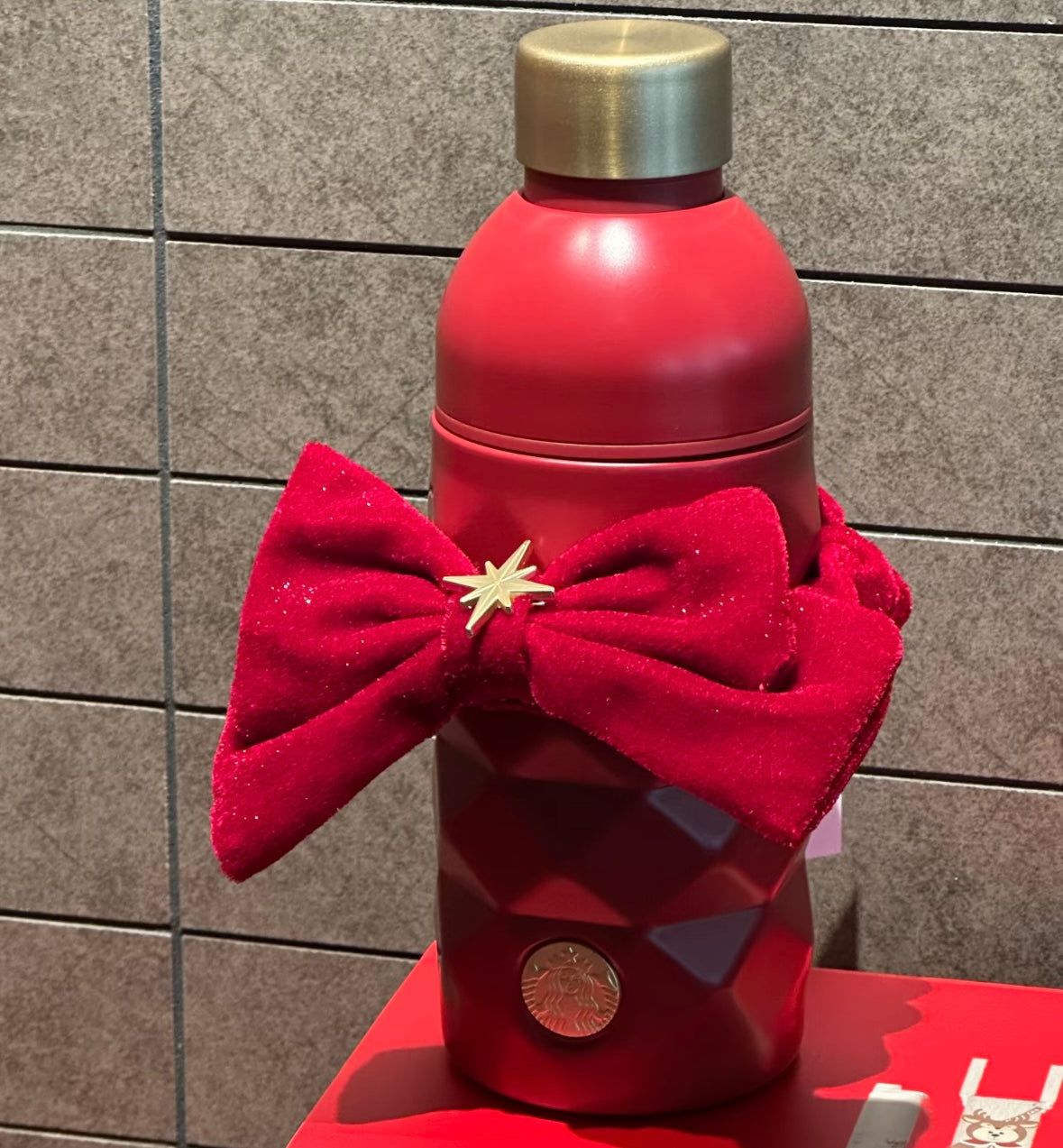 Starbucks cup num 1300