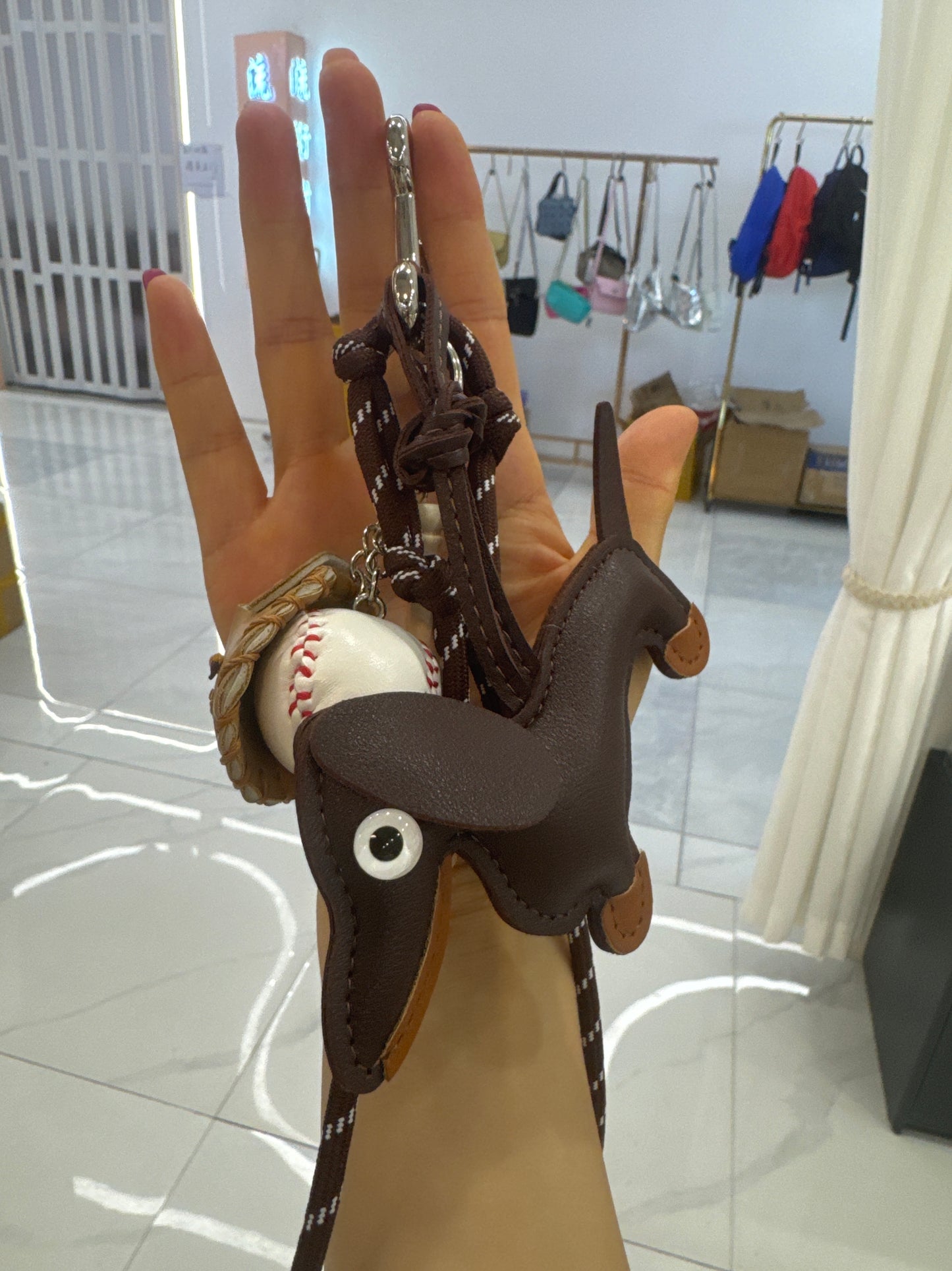 Monica 0879 link 25 6.22 man