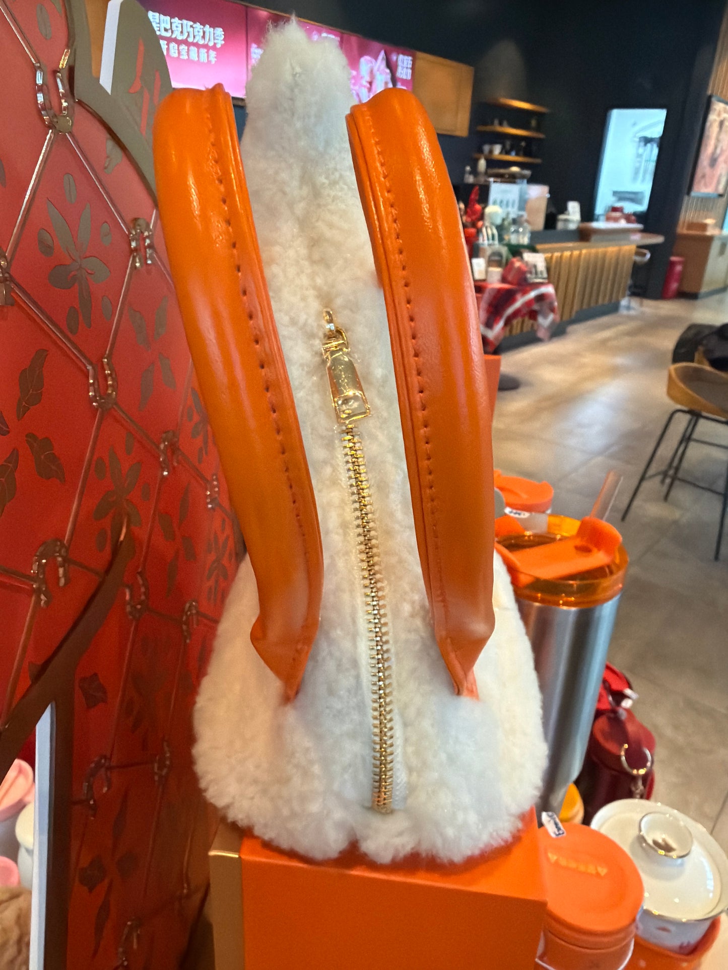 Starbucks cup num 1402