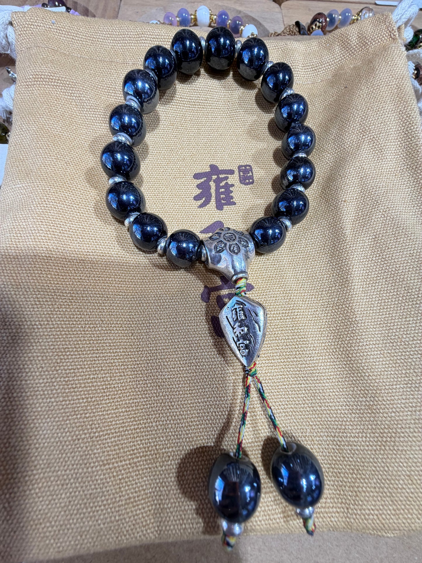 Temple bracelet ceramic styles