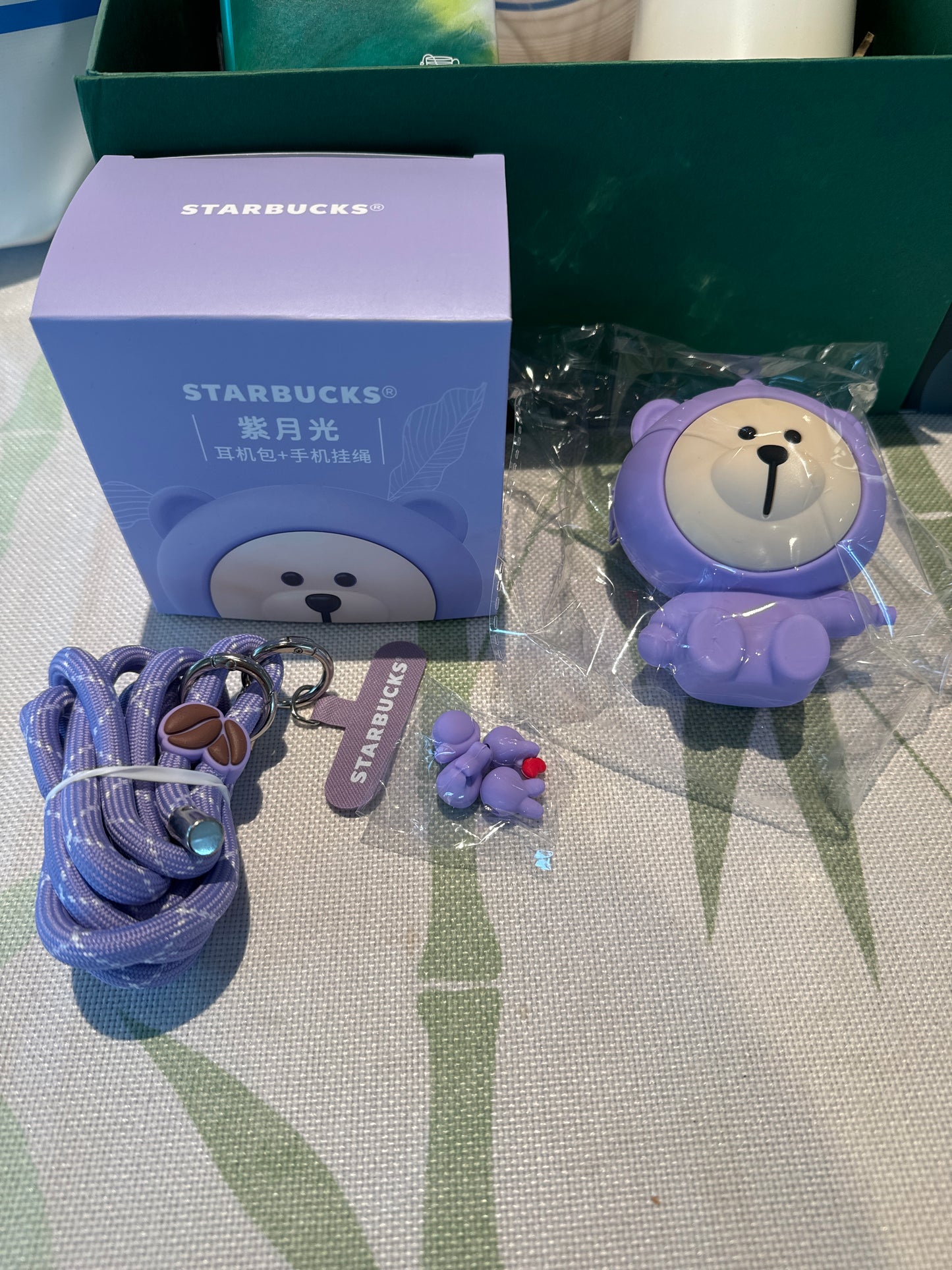 Starbucks cup num 692