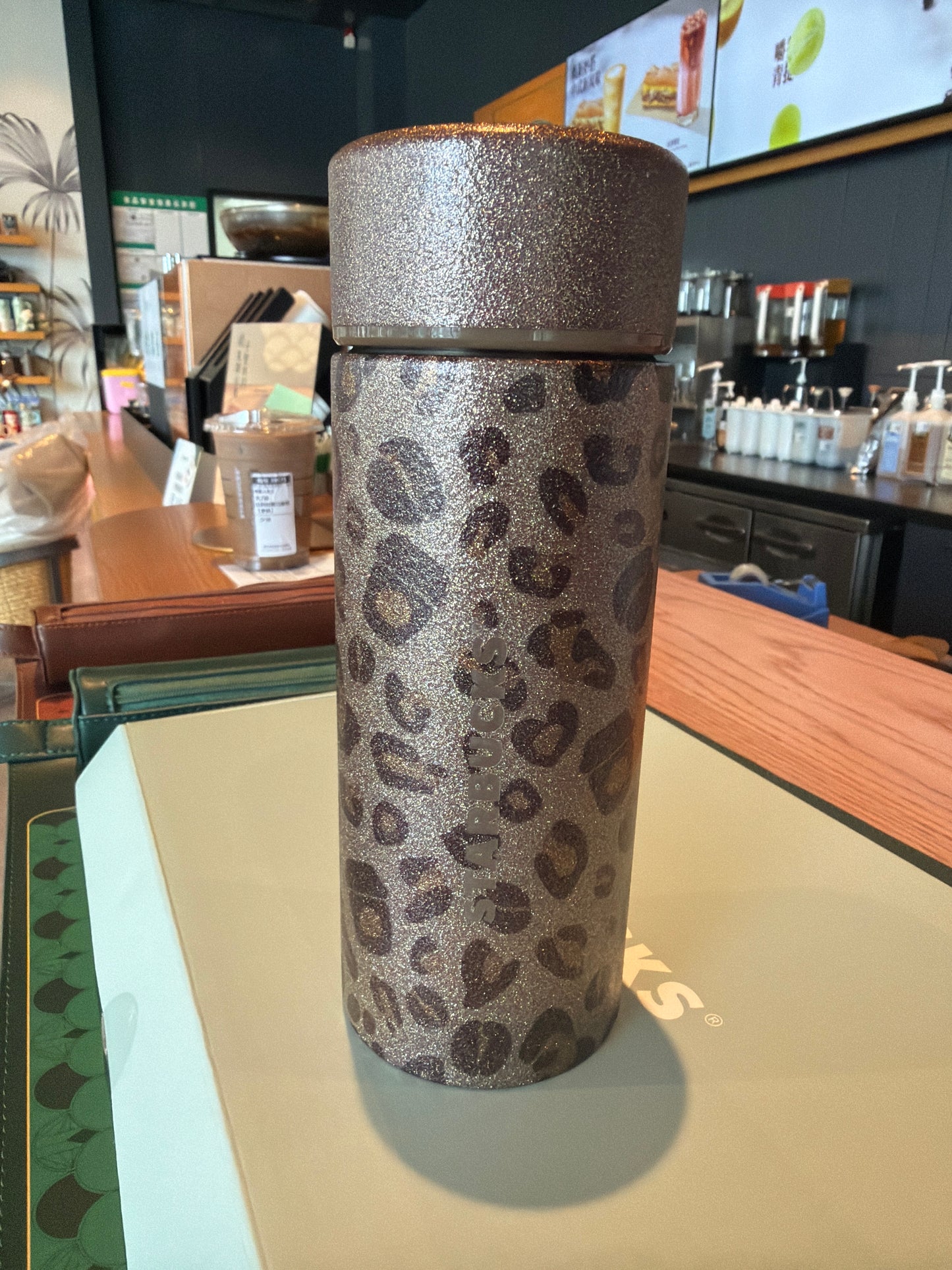 Starbucks cup num 1722