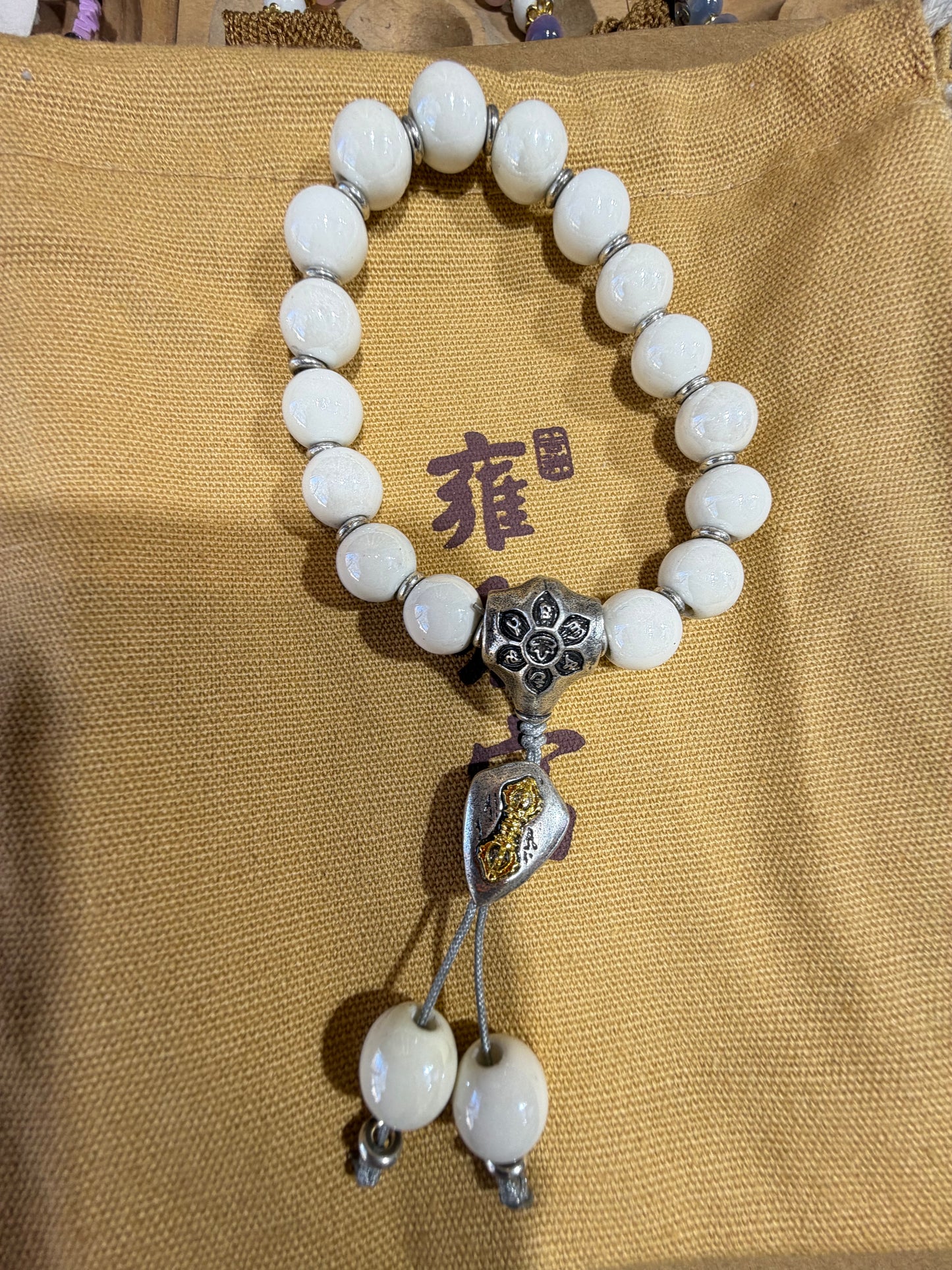 Temple bracelet ceramic styles