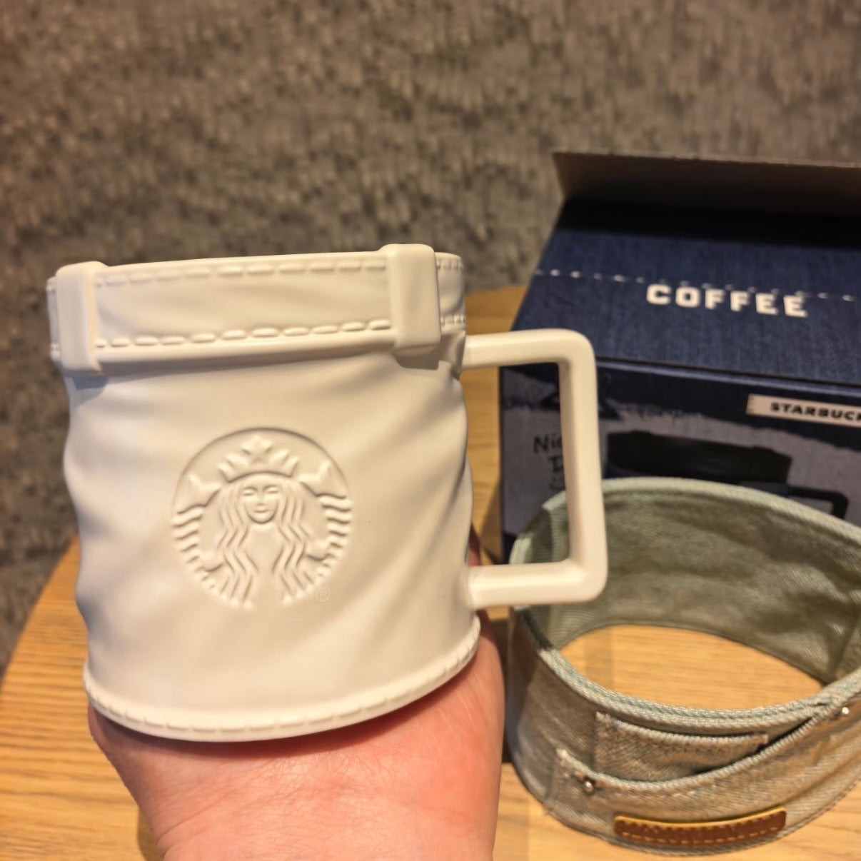 Starbucks cup num 1515 Mystery box