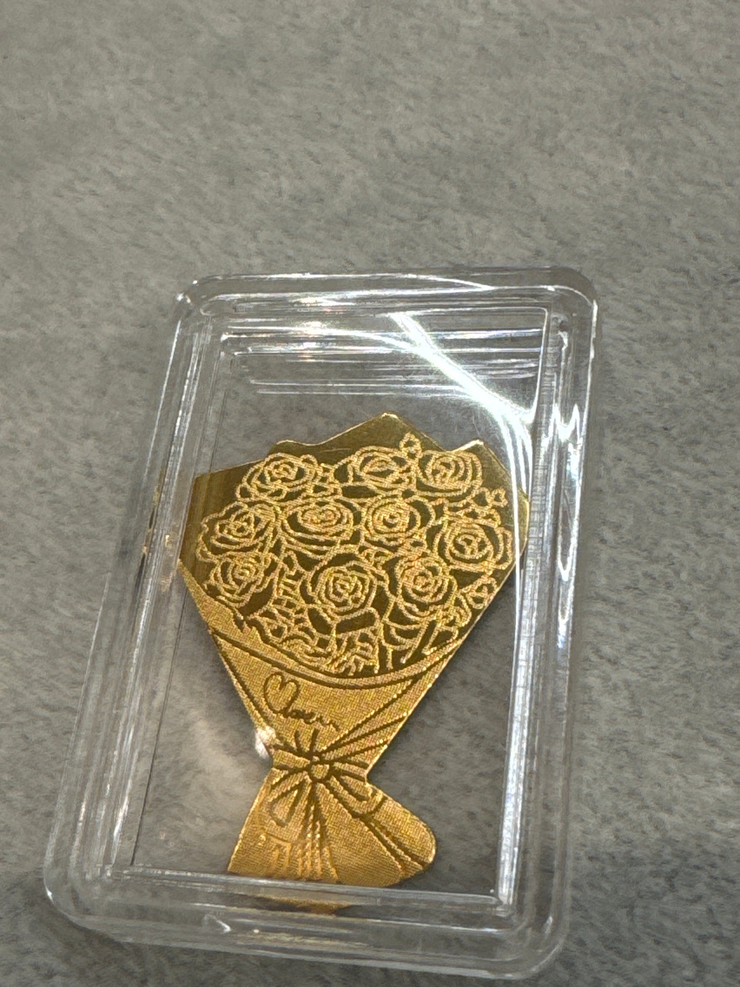 2mg Gold Stickers