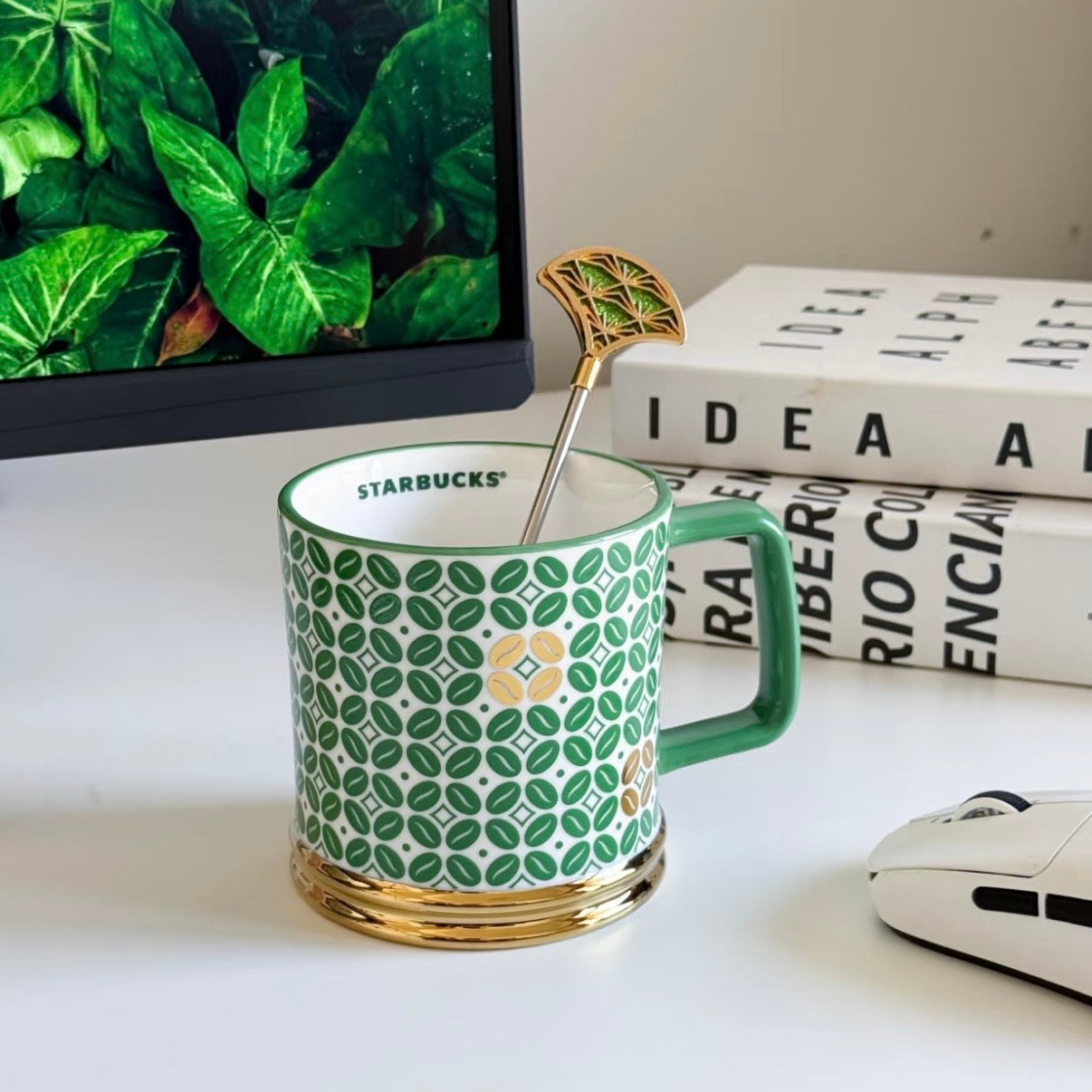 Starbucks cup num 1451