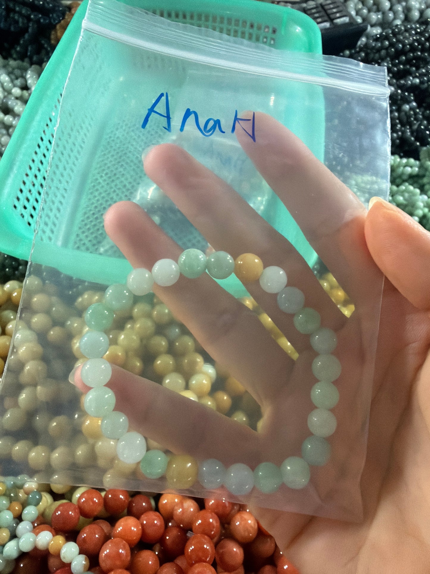 Ana H link 26 8.18 man