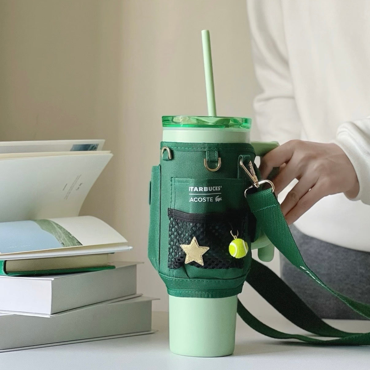 Starbucks cup num 1552