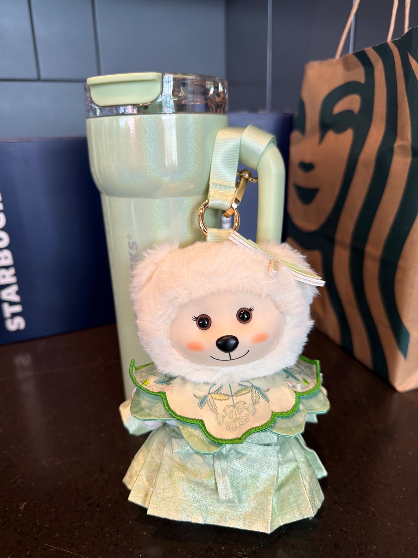 Starbucks cup num 1529