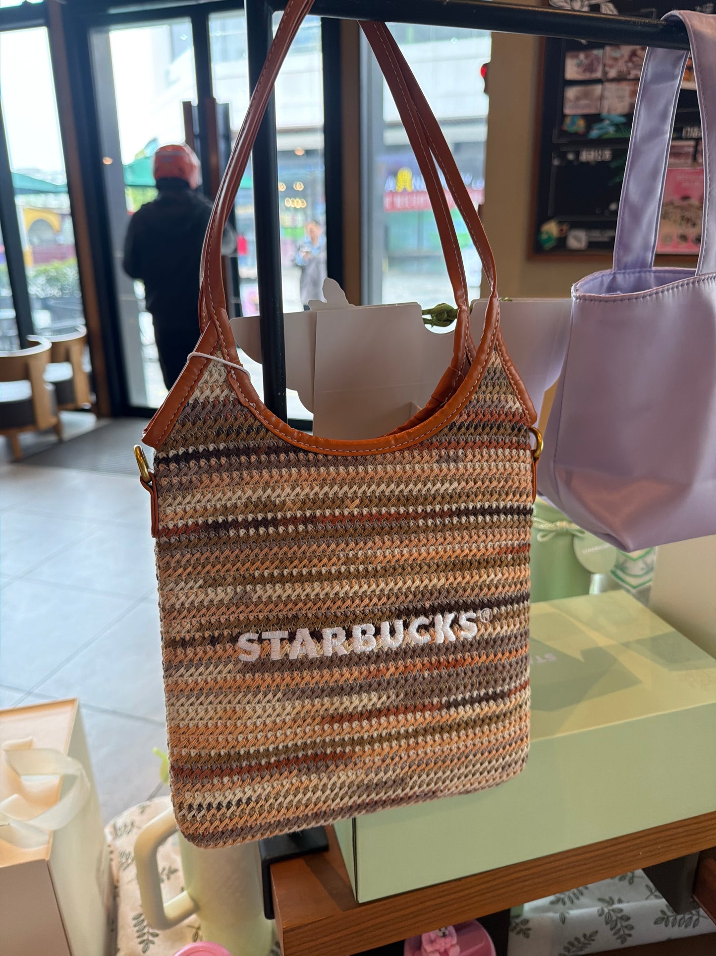 Starbucks cup num 1536