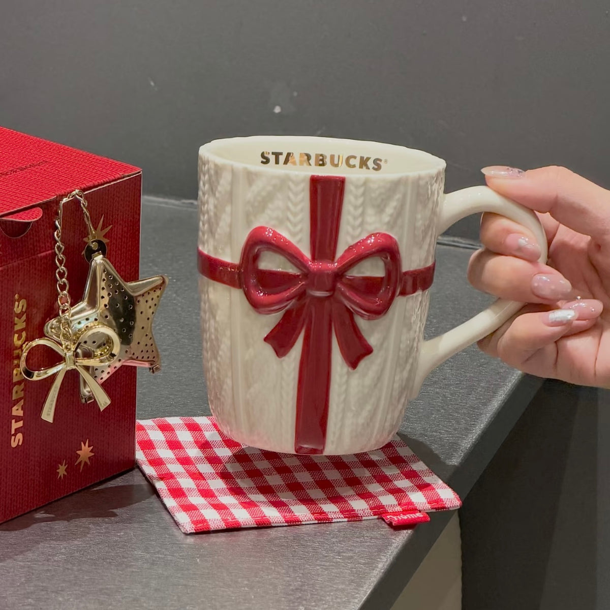 Starbucks cup num 1828