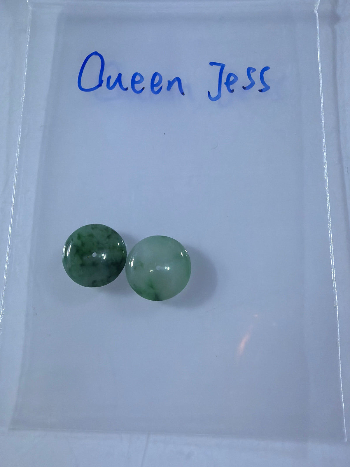 Queenjess link 26 10.30 man